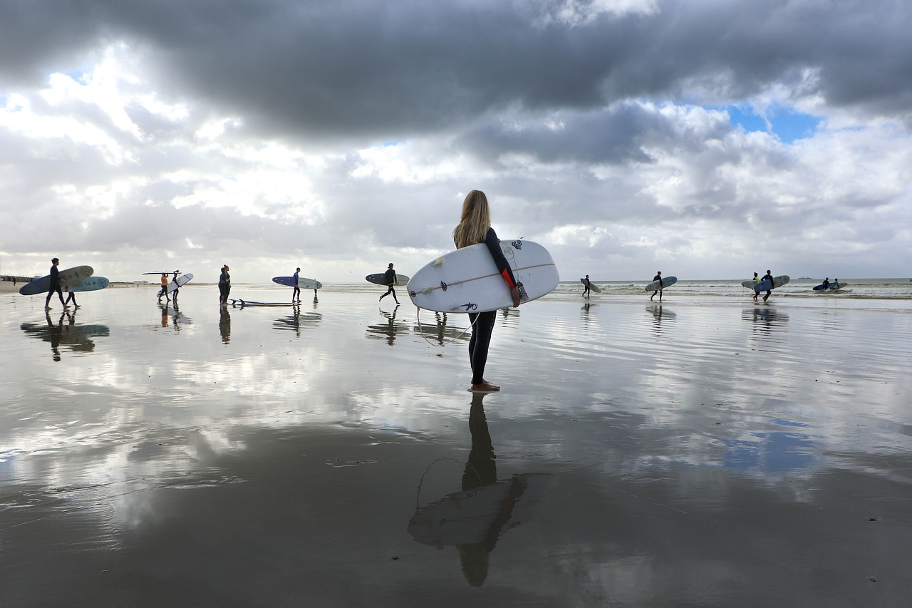 surfistas en Noja